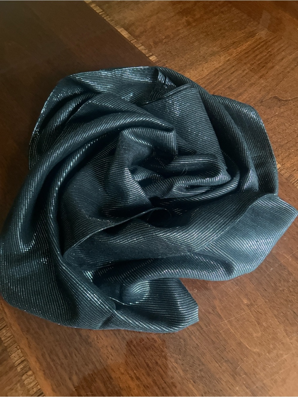 Elegant Metallic Sheen Women's Scarf in Dark black blonde 14“ x 39“